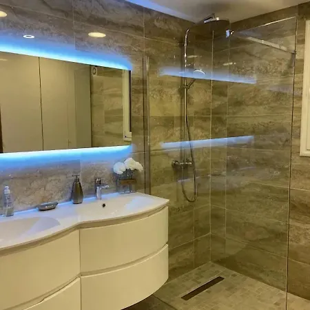 Lavish In Sartoux With Sauna Villa